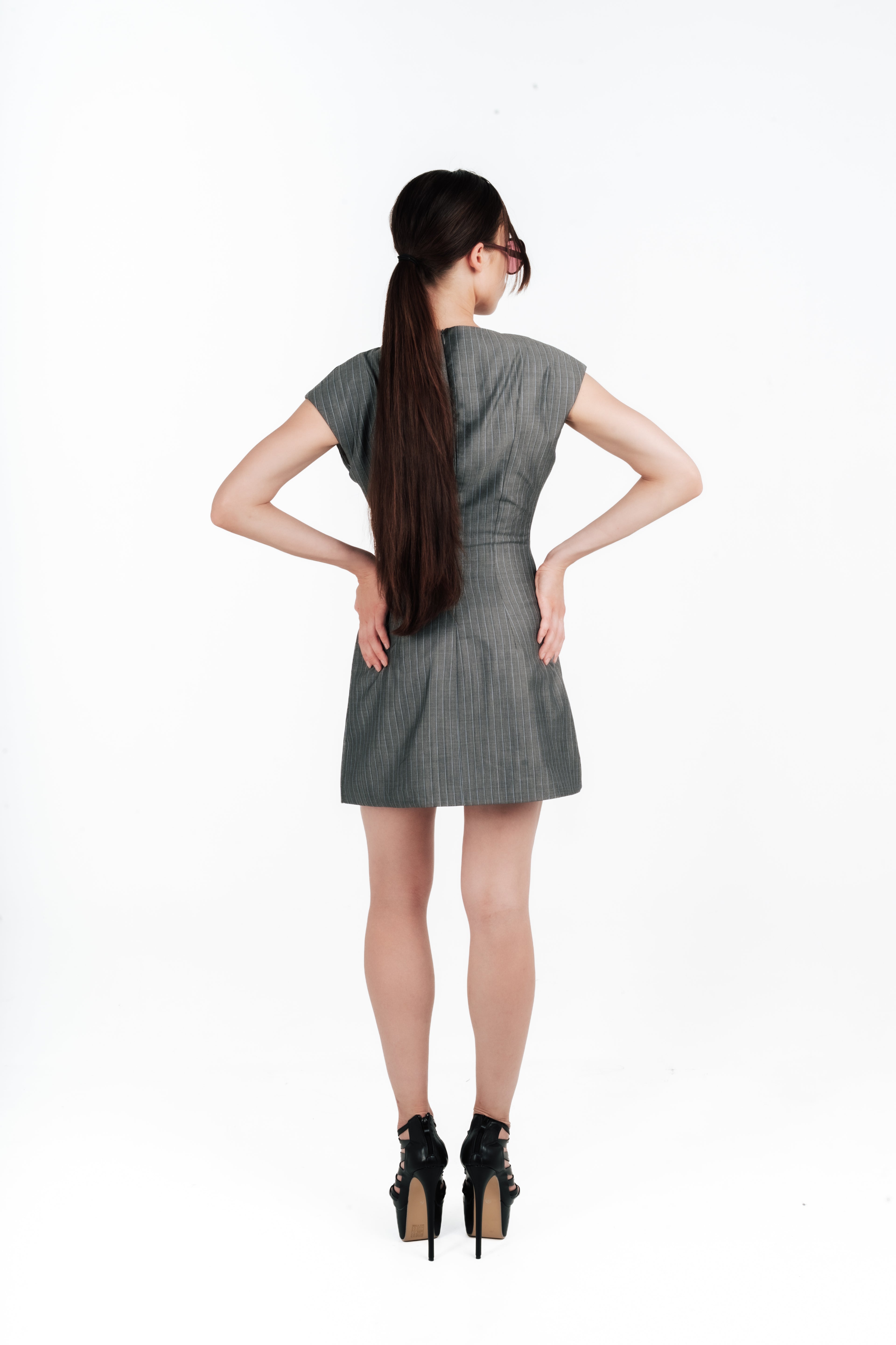 Robe costume grise